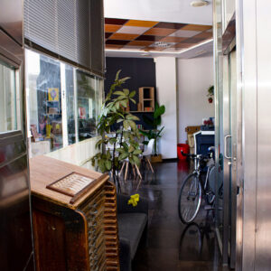 El pasillo que conduce a nuestra escuela de formación